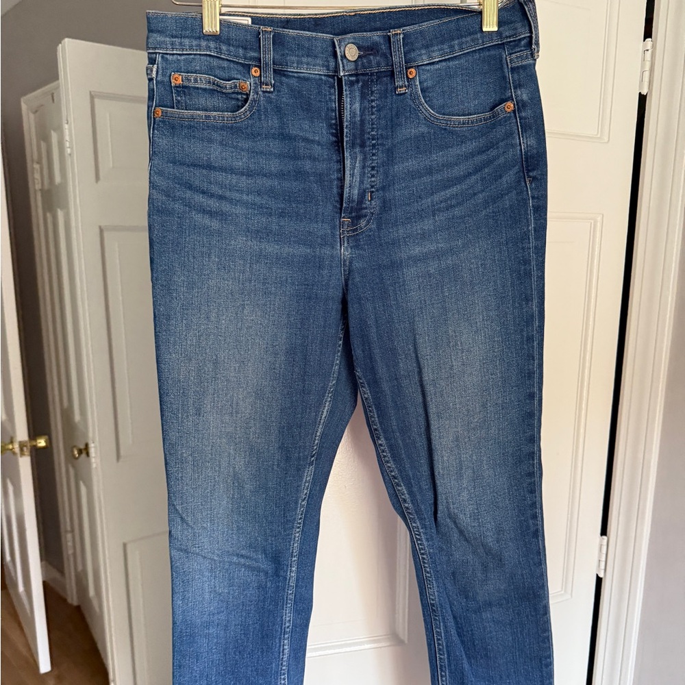 GAP Women’s High Rise Jeans